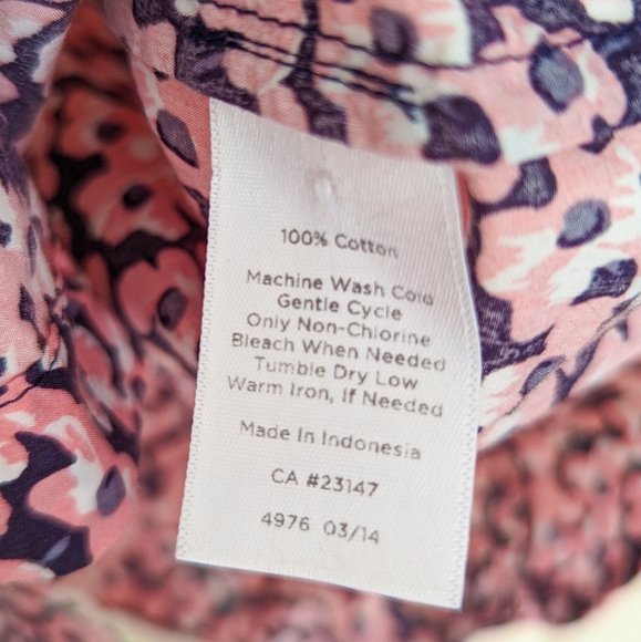 Talbots Poplin Pink Floral Long Sleeve Button Down Shirt Sz 6 Petite - Picture 6 of 7